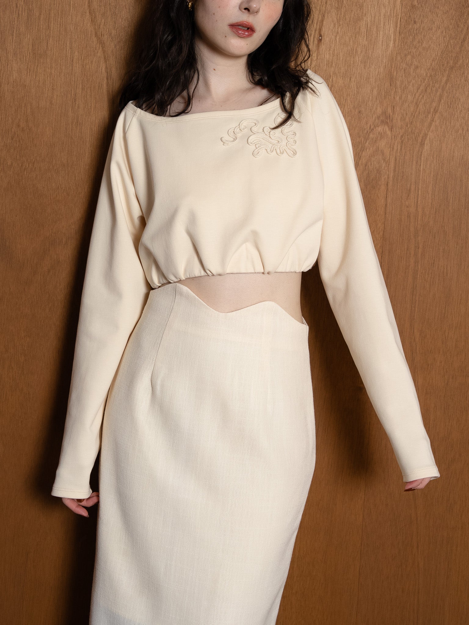 code motif gather pullover / ivory