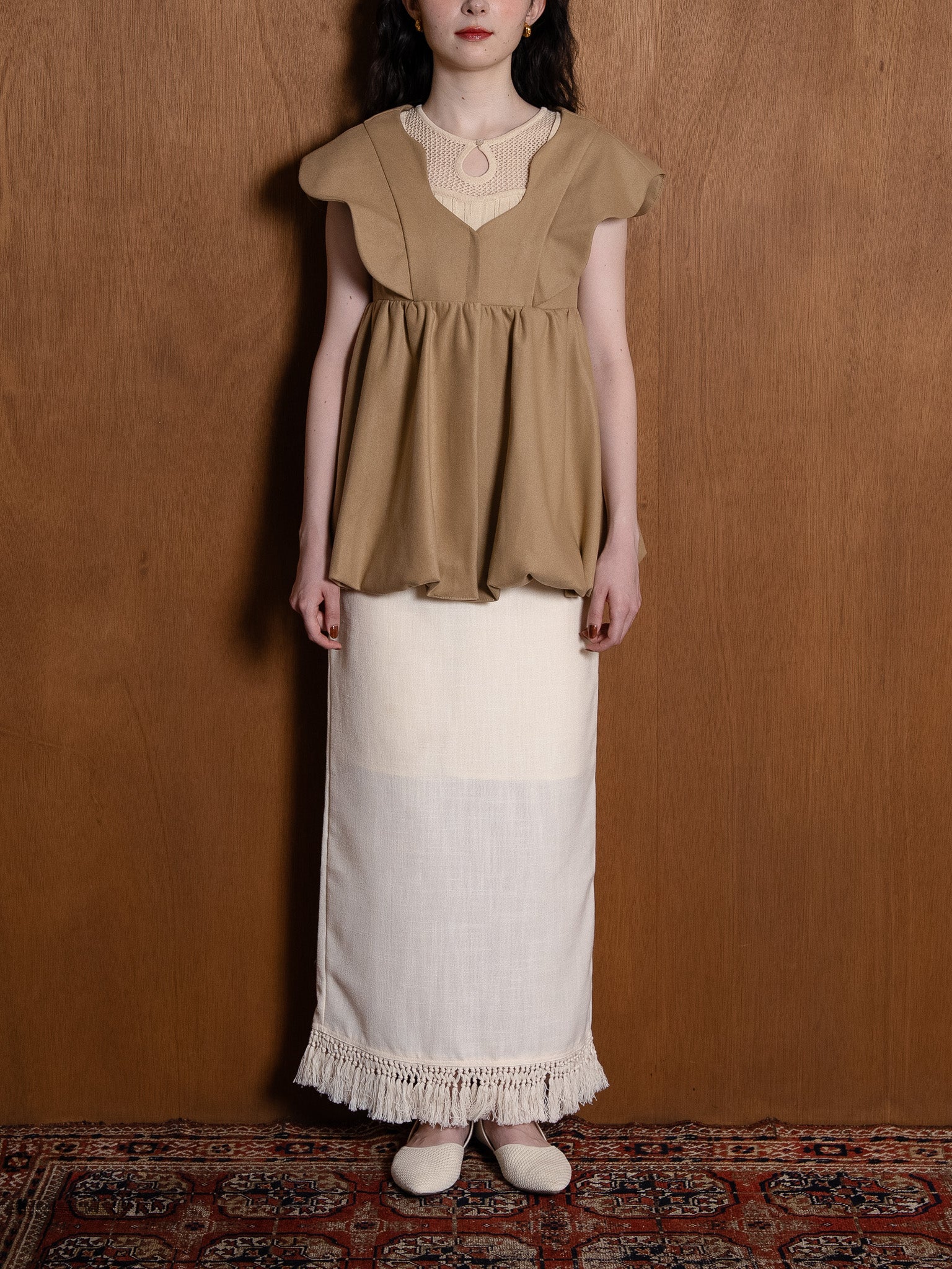 nuance collar short gilet / camel