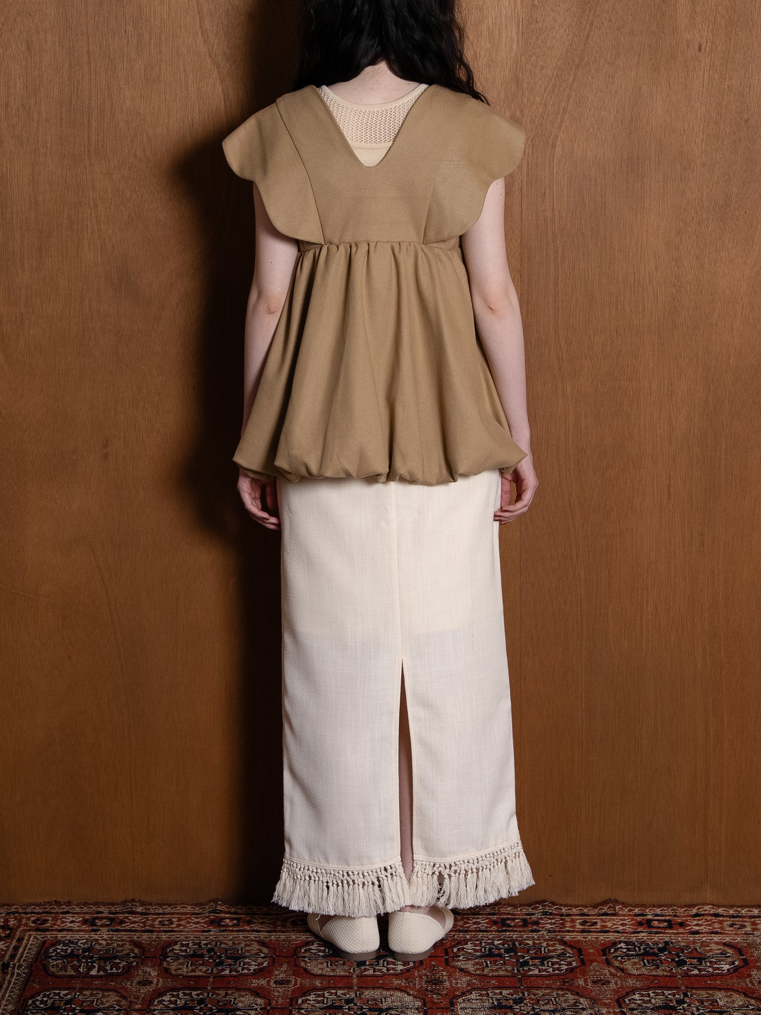 nuance collar short gilet / camel