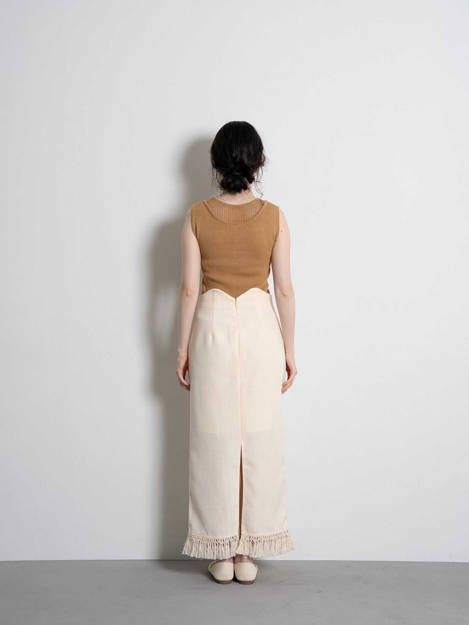 wave design knit tank-top / camel