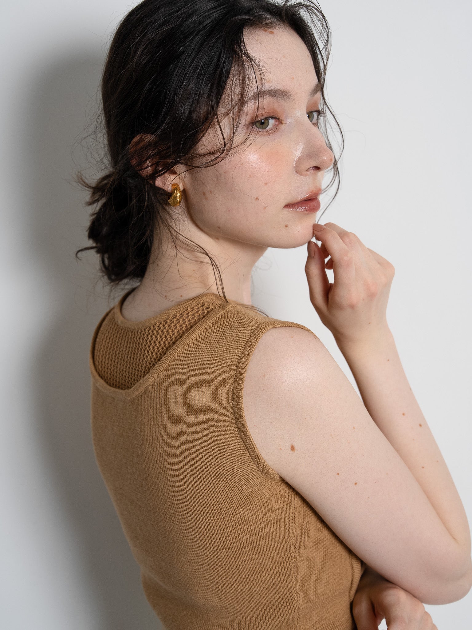wave design knit tank-top / camel