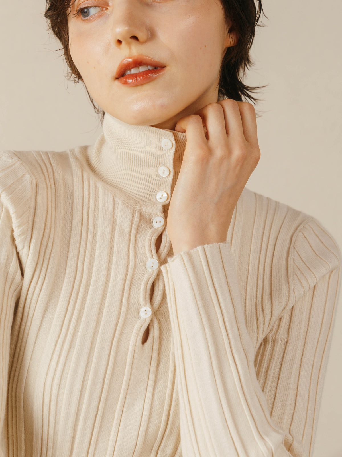 2-Way Neck Random Rib Knit