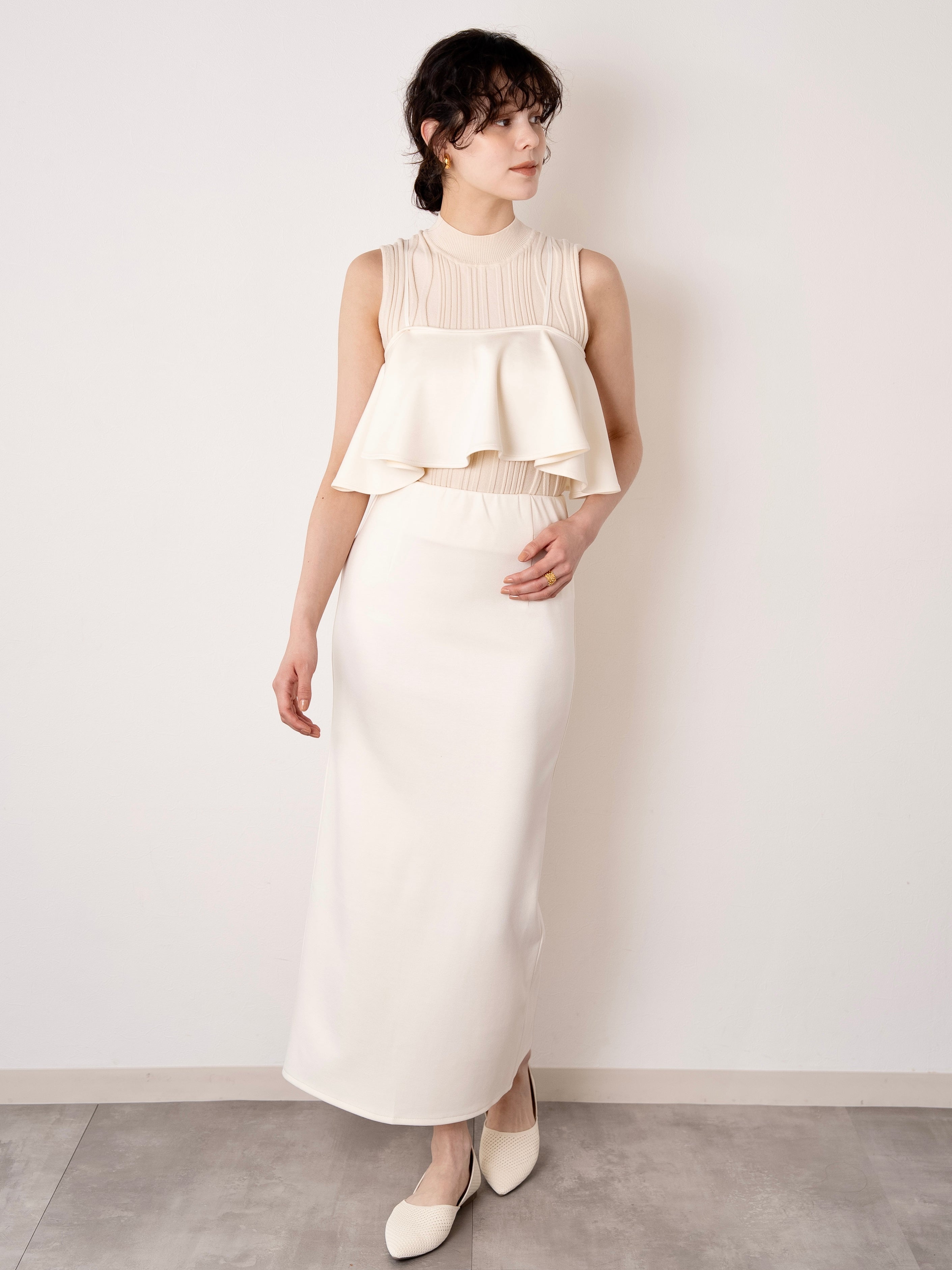 bustier set pencil skirt / ivory
