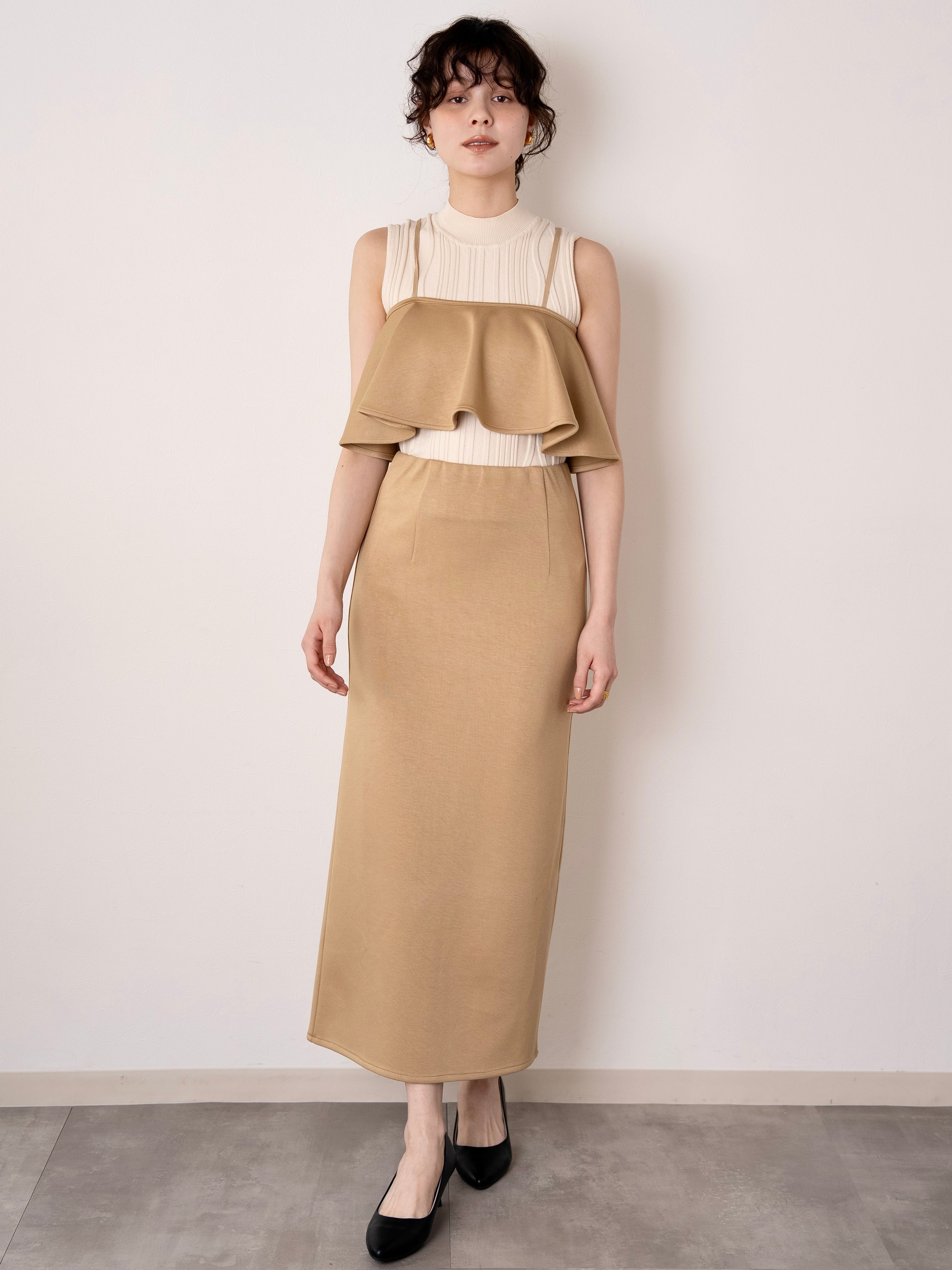bustier set pencil skirt / beige