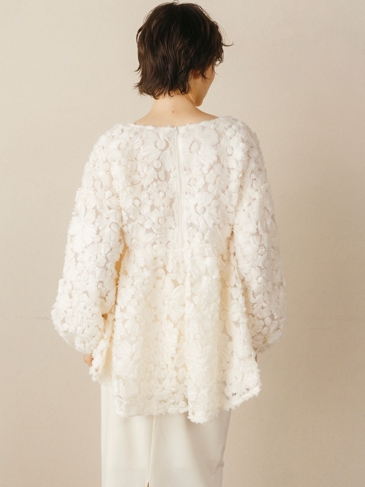 Flower Motif Gather Tops