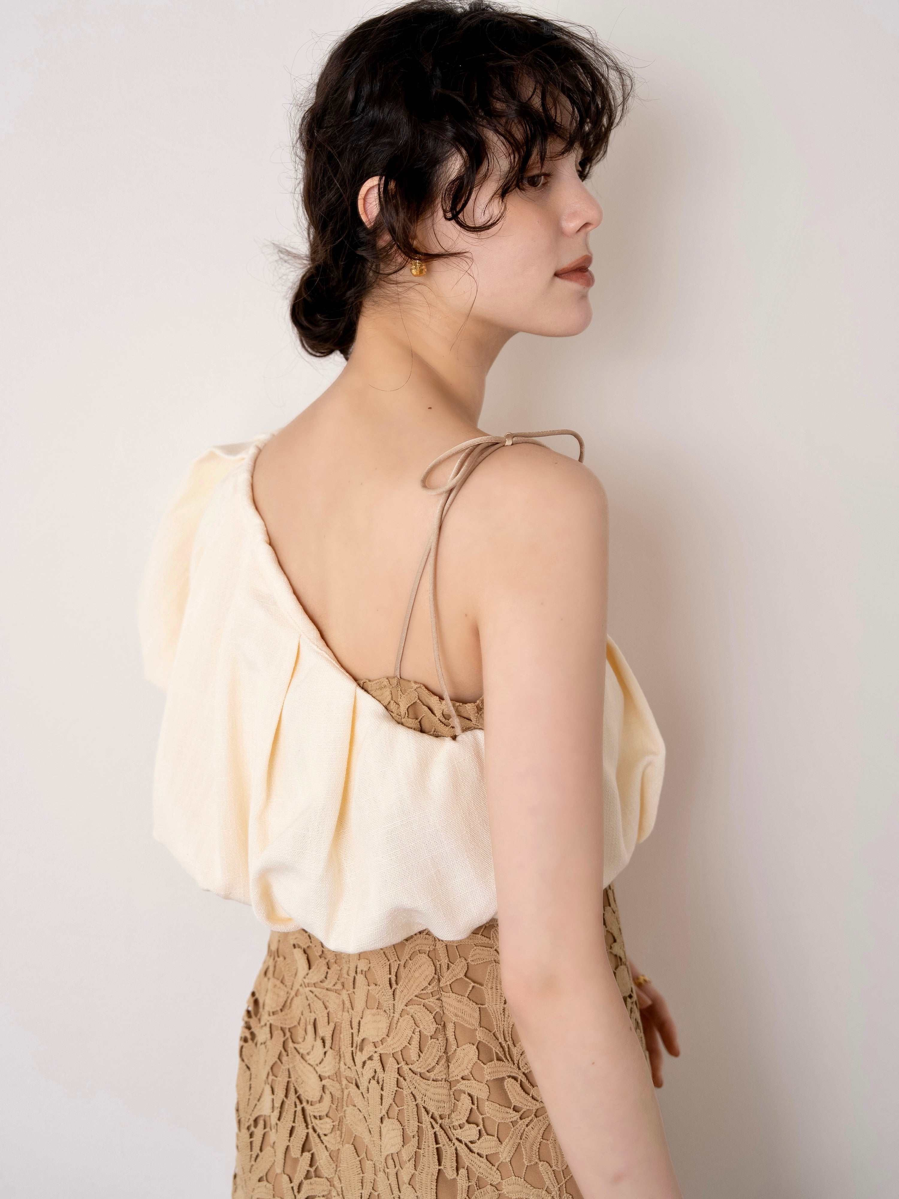 morph lace camisole one-piece / beige