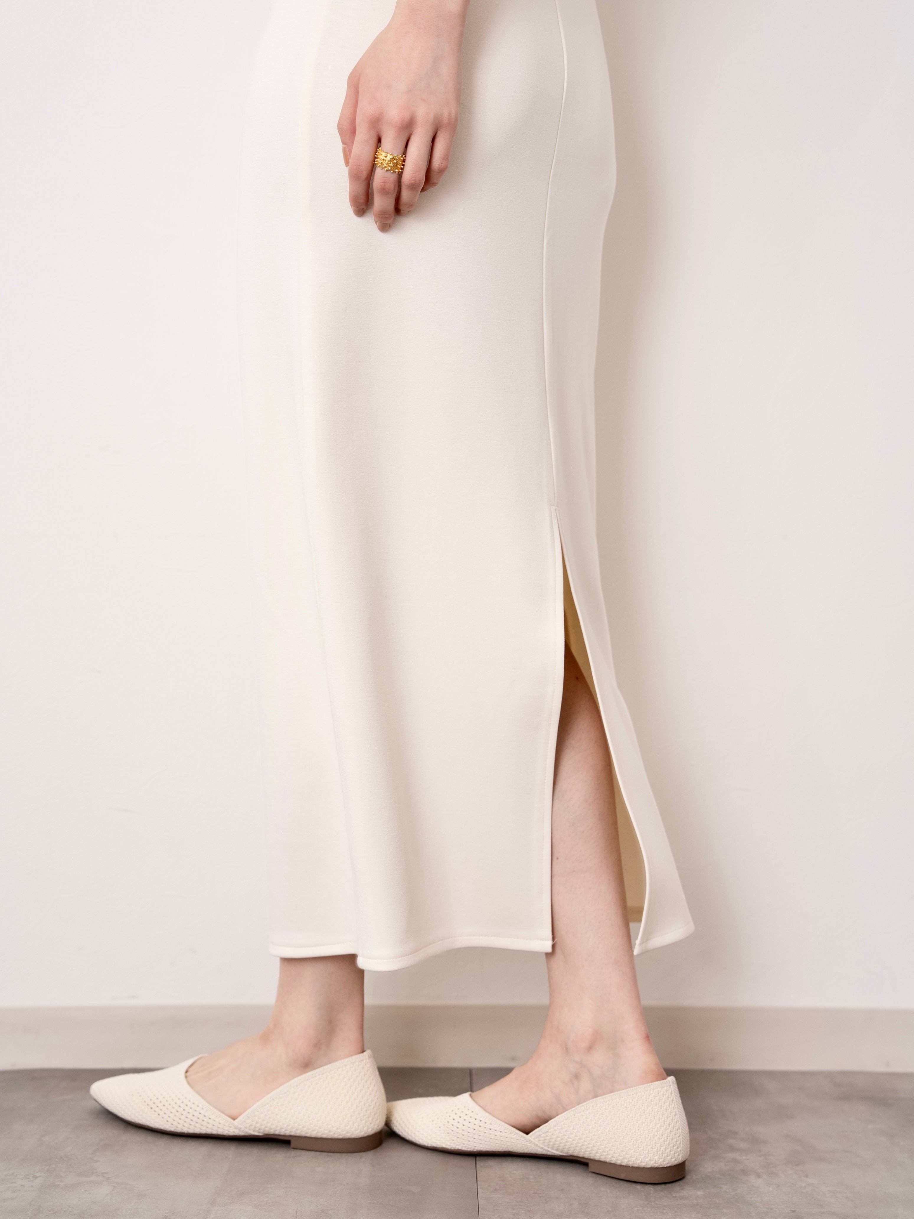 bustier set pencil skirt / ivory