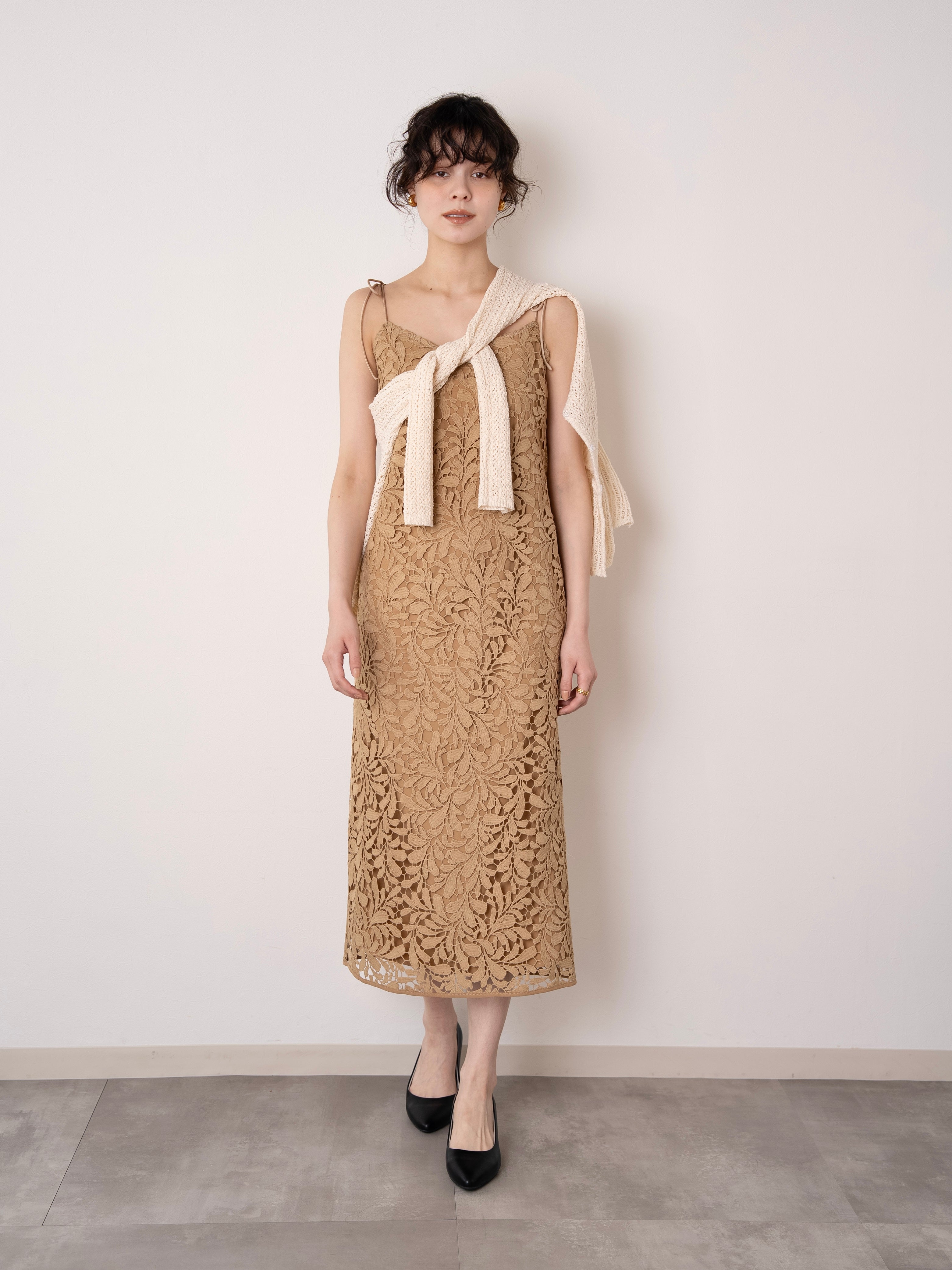 morph lace camisole one-piece / beige
