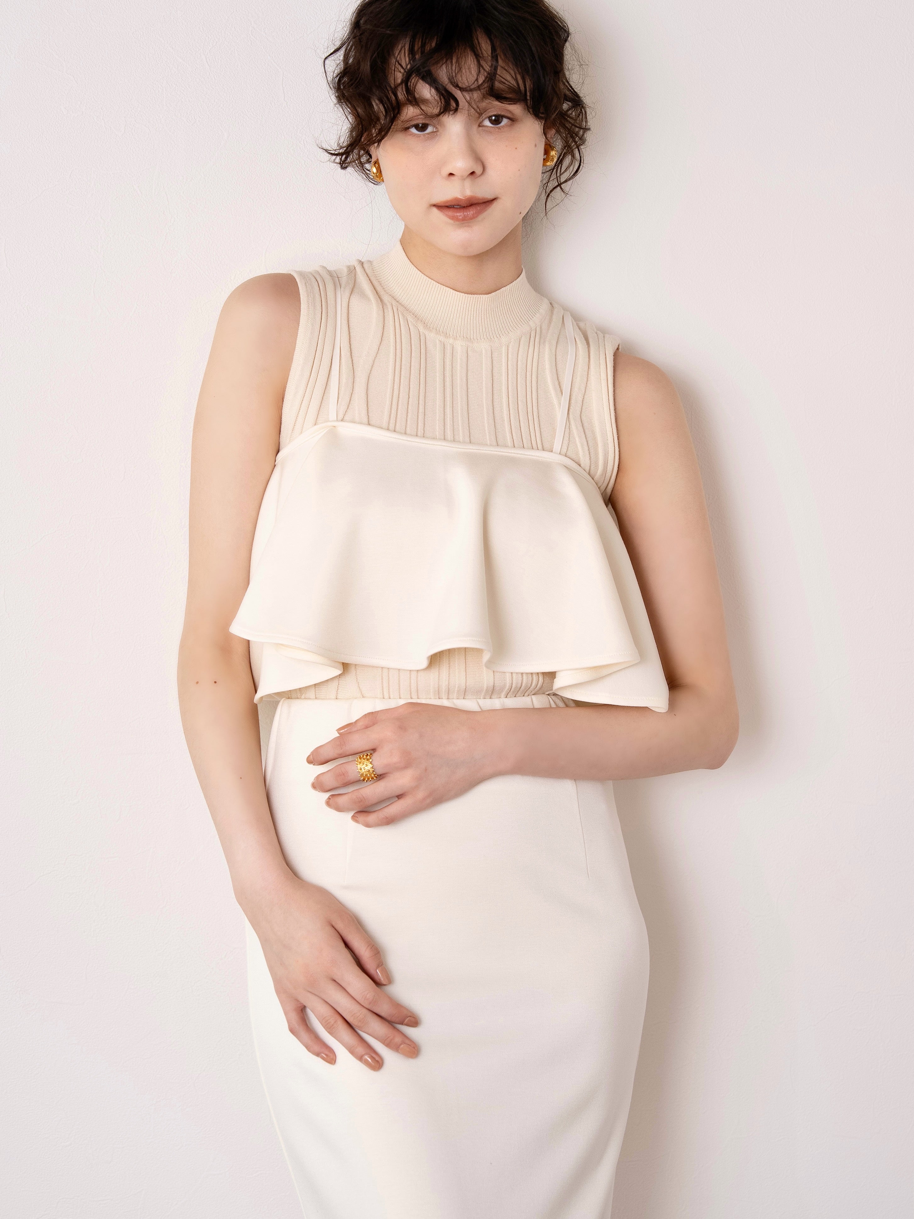 bustier set pencil skirt / ivory