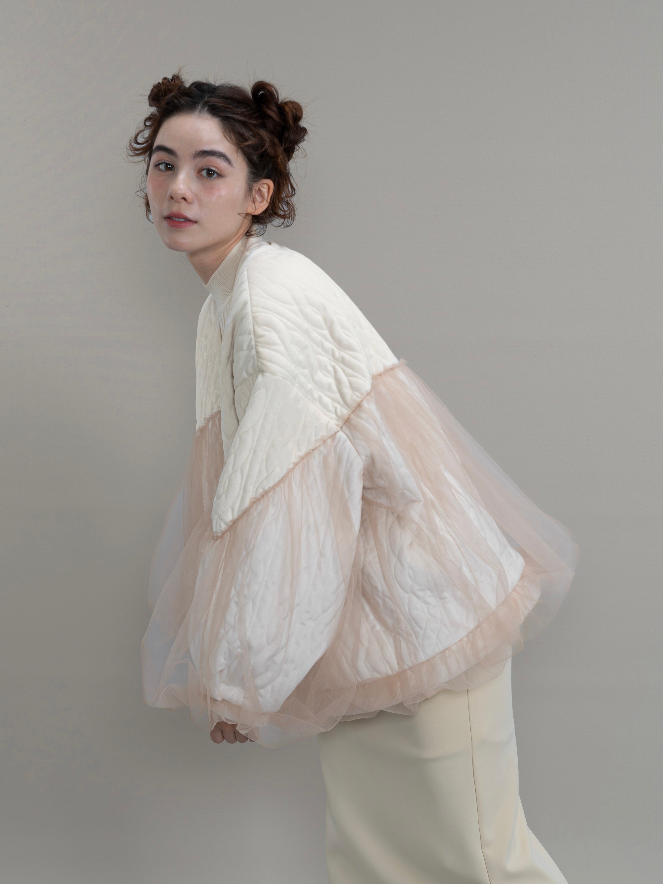 nuance quilting tulle outer / beige