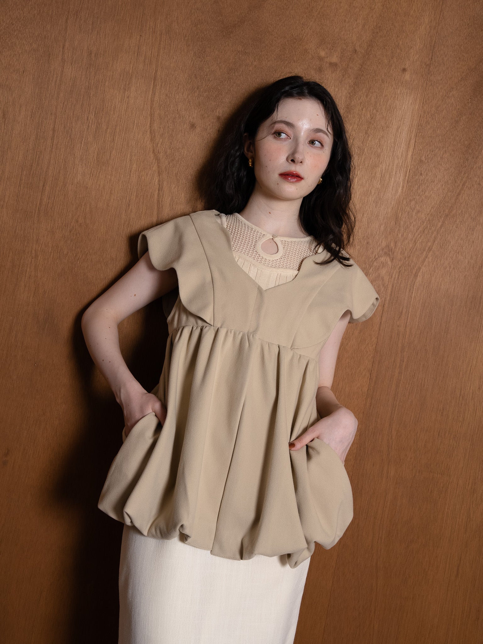 nuance collar short gilet / beige