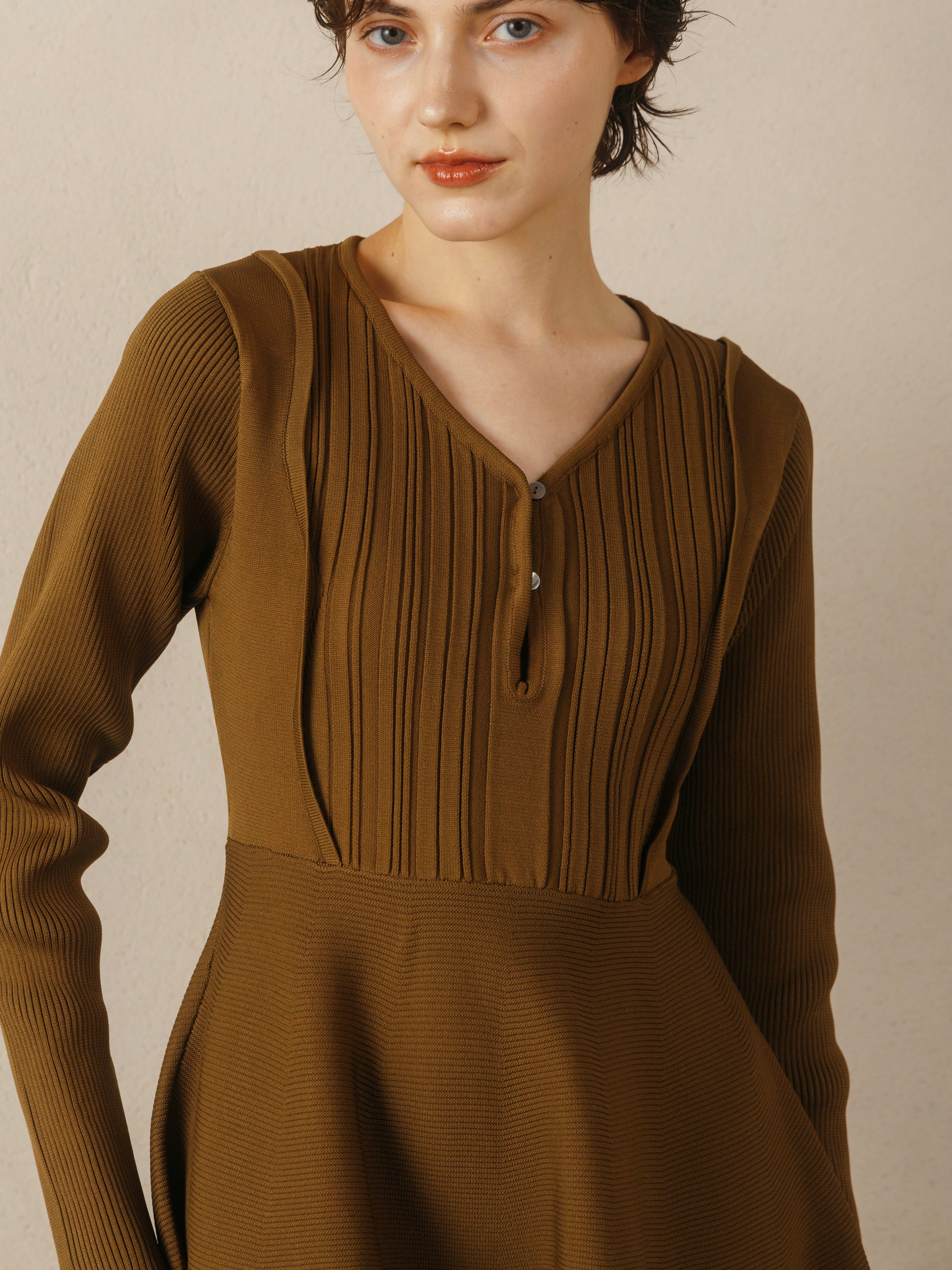 Wave Design Knit Dress