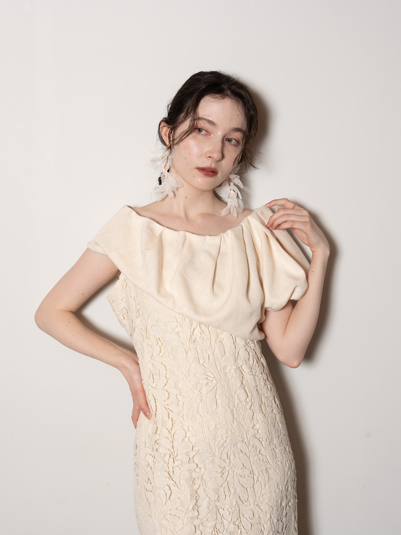 morph lace camisole one-piece / ivory