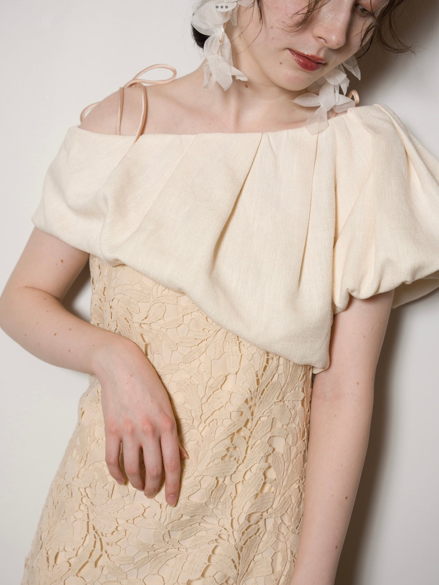 euw morph lace camisole one-piece ivory